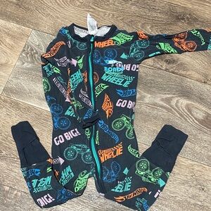 Bonds x Hot wheels wondersuit